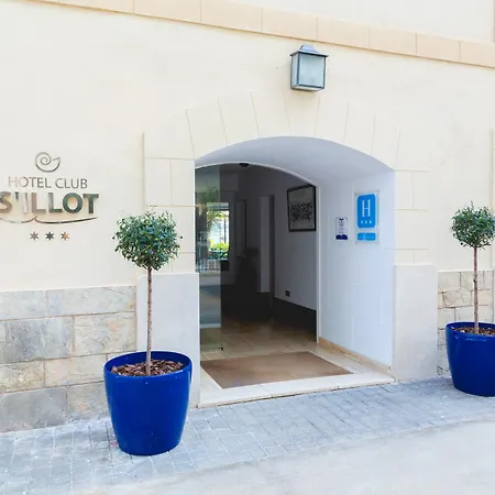 Hotel Club 3*