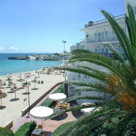 Club Hotel 3*